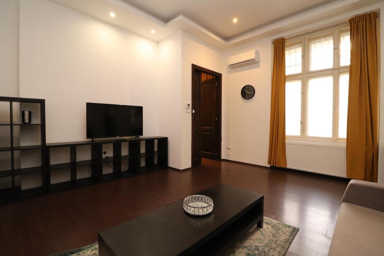 Broadway Downtown Deluxe بودابست المظهر الخارجي الصورة
